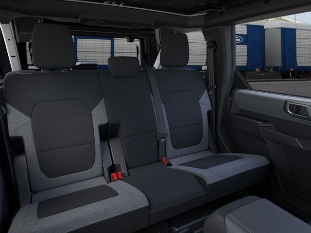 Ford Bronco Vehicle Image 11