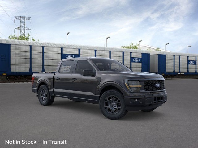 Ford F-150 Vehicle Full-screen Gallery Image 7