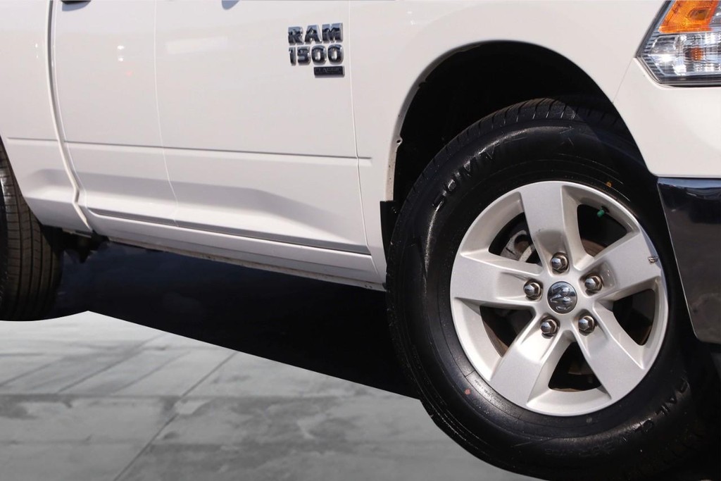 Ram 1500 Classic Vehicle Image 03