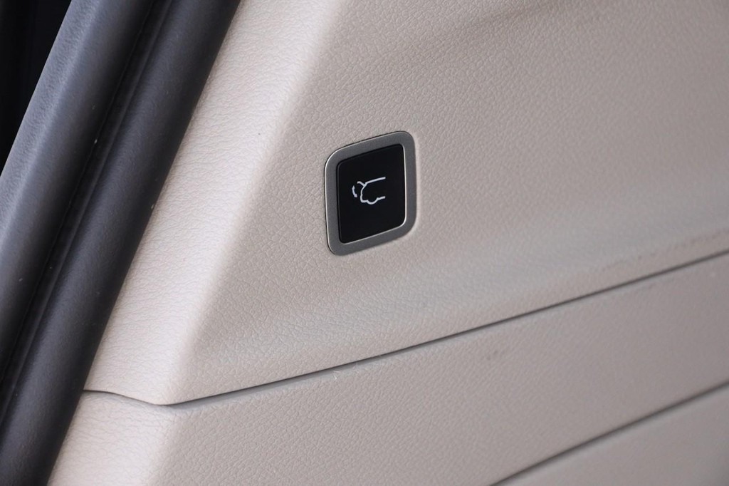 Chrysler Voyager Vehicle Image 08