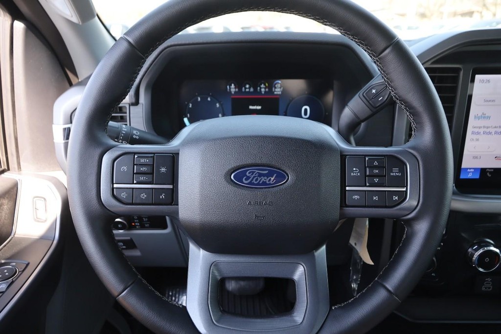 Ford F-150 Vehicle Image 10