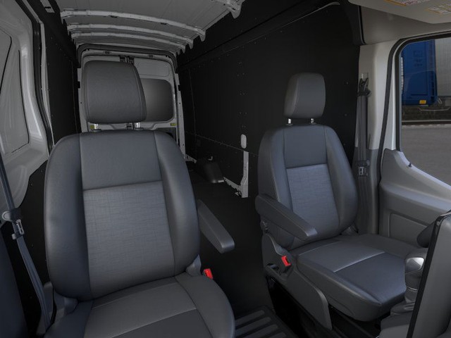 Ford Transit Cargo Van Vehicle Full-screen Gallery Image 10