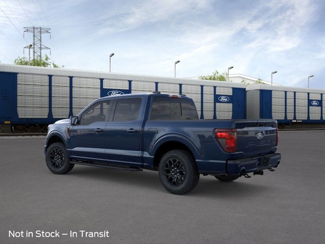 Ford F-150 Vehicle Full-screen Gallery Image 4