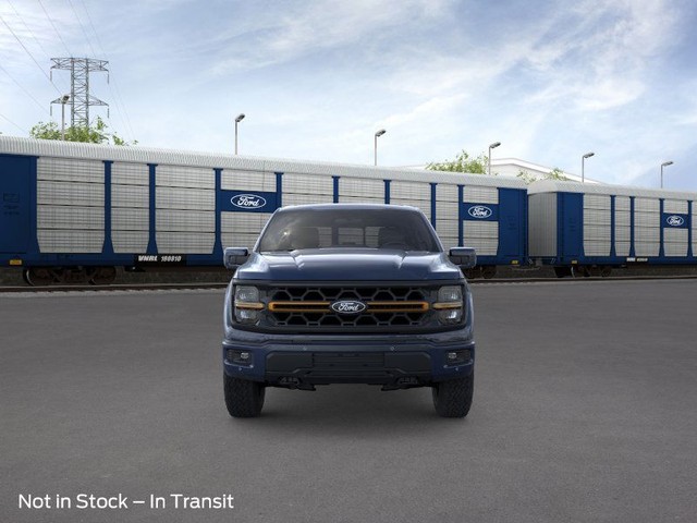 Ford F-150 Vehicle Full-screen Gallery Image 6