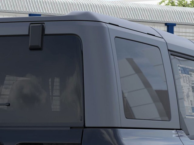 Ford Bronco Vehicle Full-screen Gallery Image 25