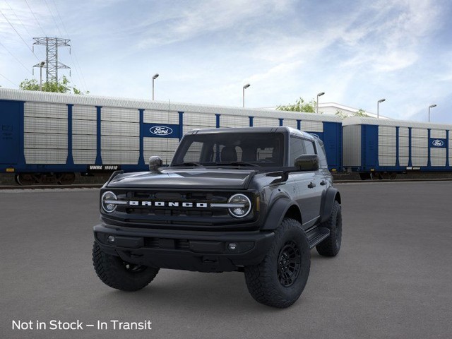 Ford Bronco Vehicle Full-screen Gallery Image 2