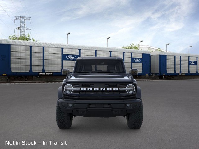 Ford Bronco Vehicle Full-screen Gallery Image 6