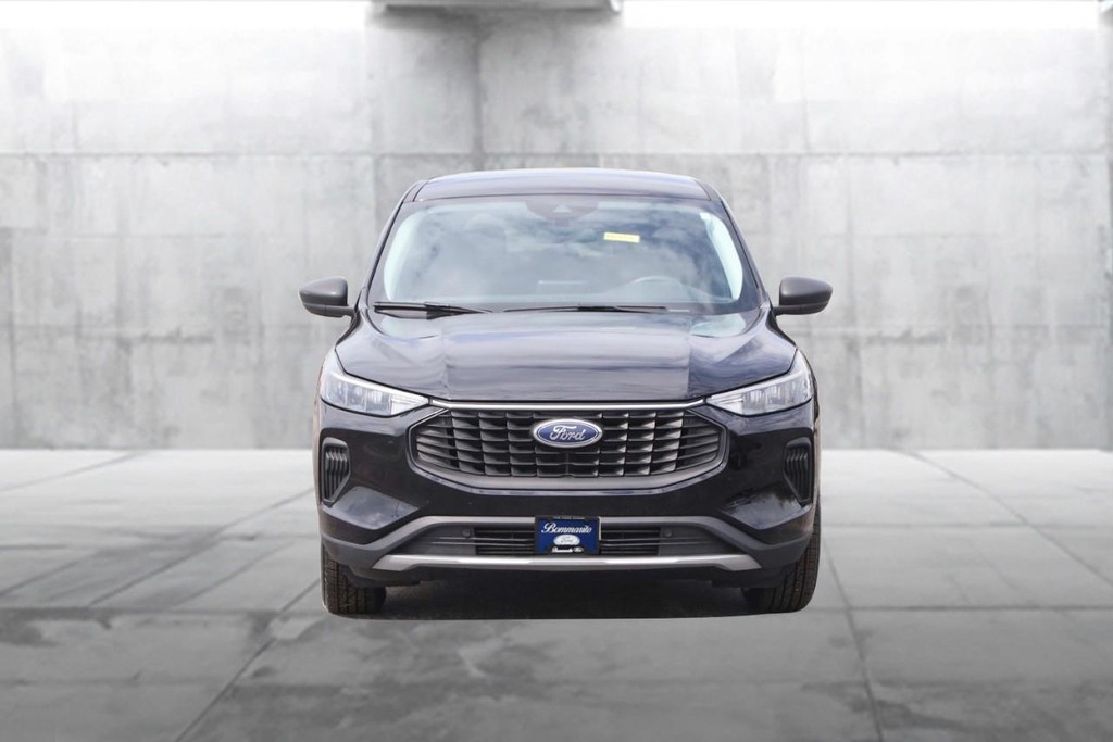 Ford Escape Vehicle Image 04