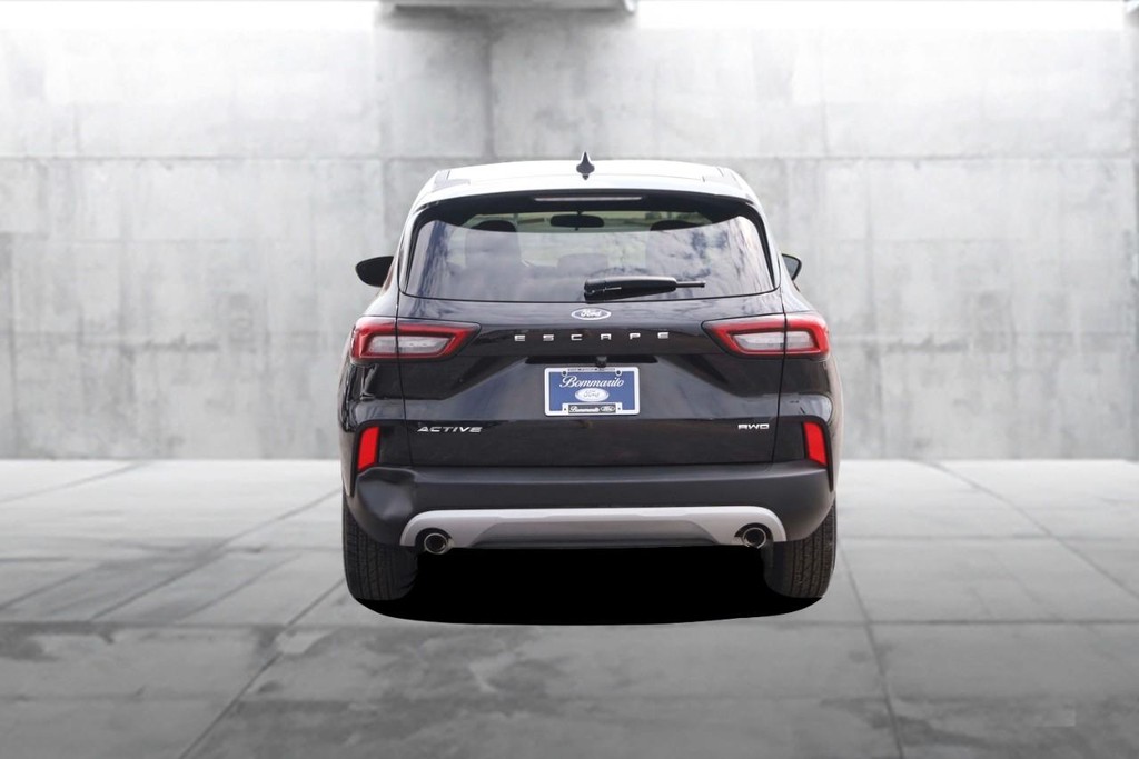 Ford Escape Vehicle Image 06