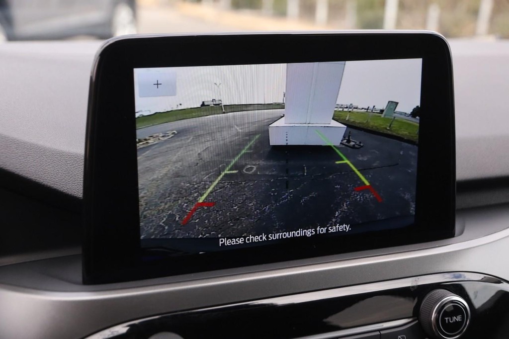 Ford Escape Vehicle Image 16