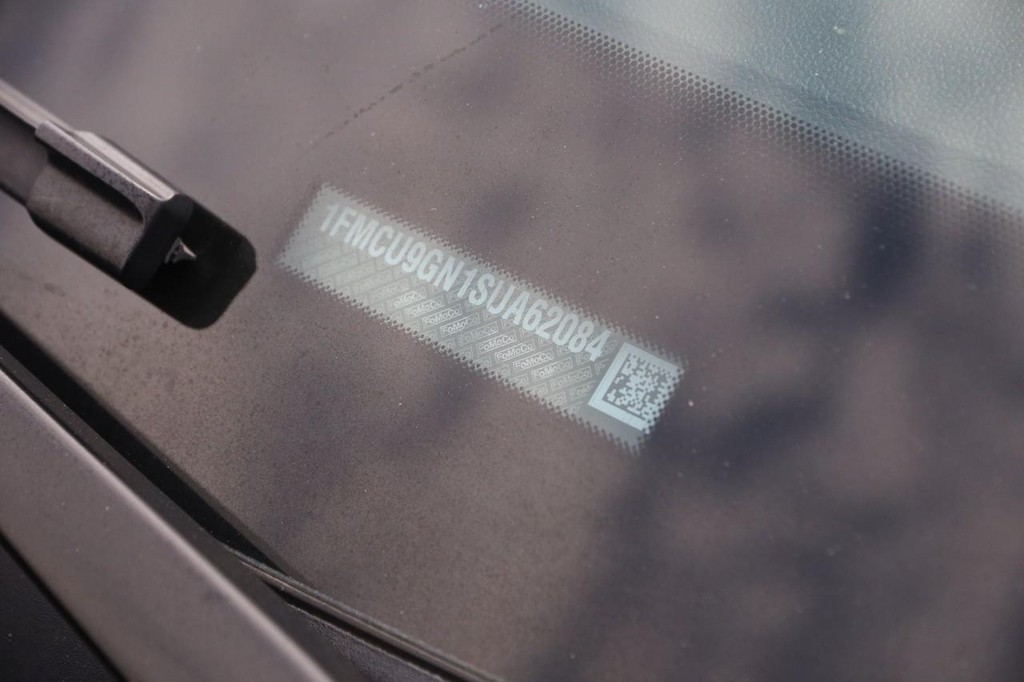 Ford Escape Vehicle Image 28