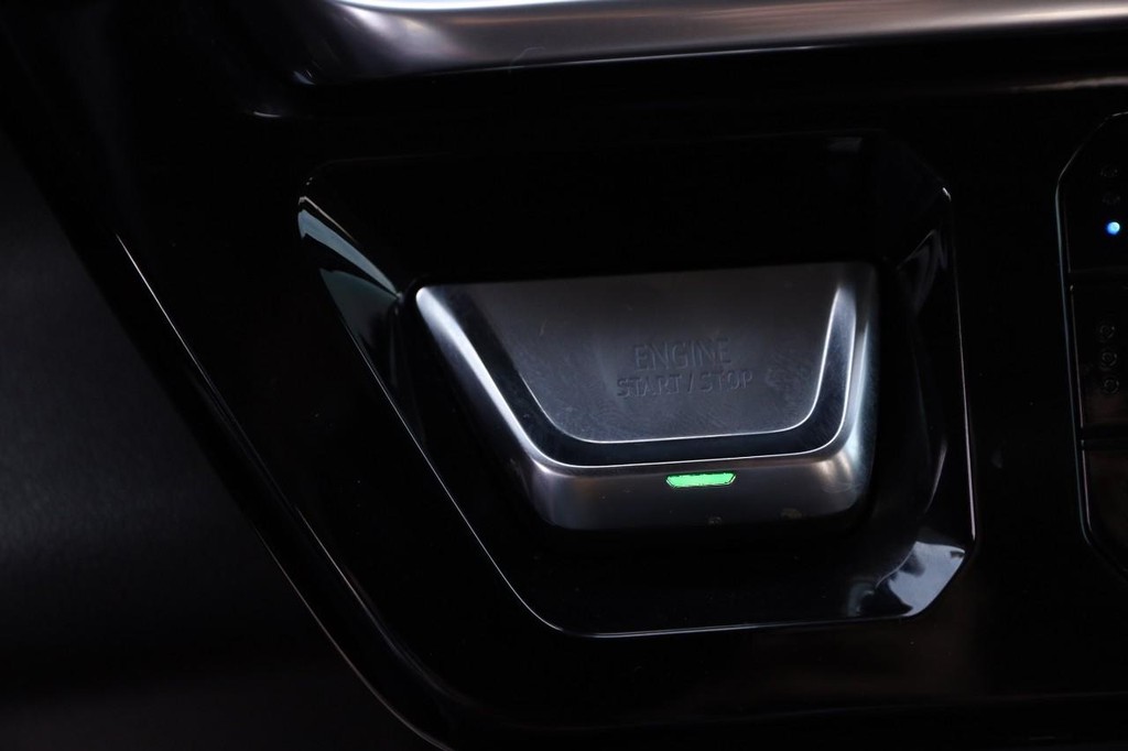 GMC Sierra 1500 Vehicle Image 13