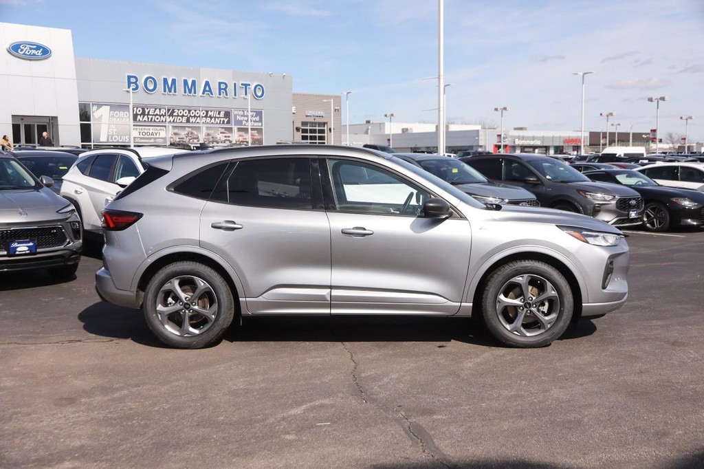 Ford Escape Vehicle Image 05