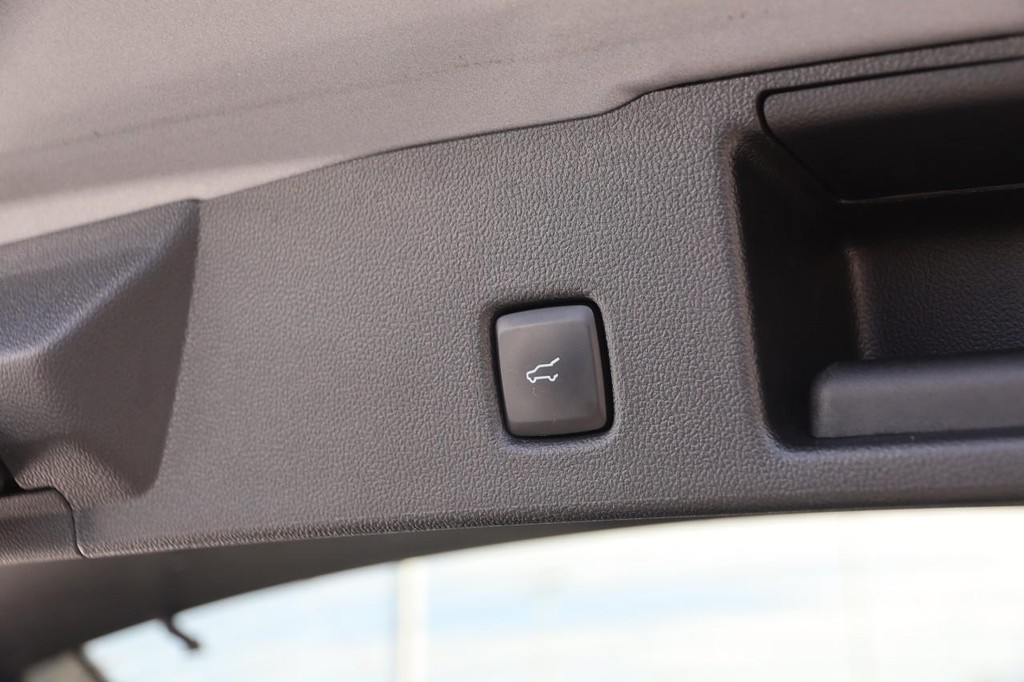 Ford Escape Vehicle Image 08