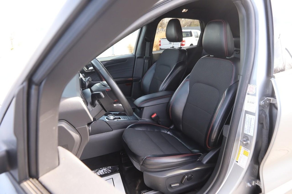 Ford Escape Vehicle Image 09