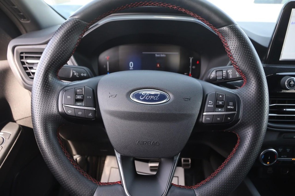 Ford Escape Vehicle Image 11