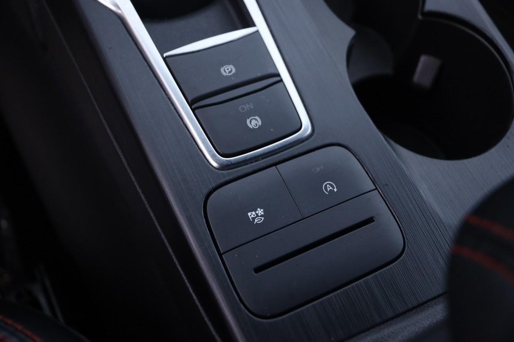 Ford Escape Vehicle Image 19