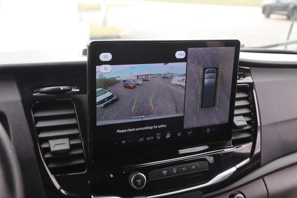 Ford Transit Passenger Wagon Vehicle Image 18