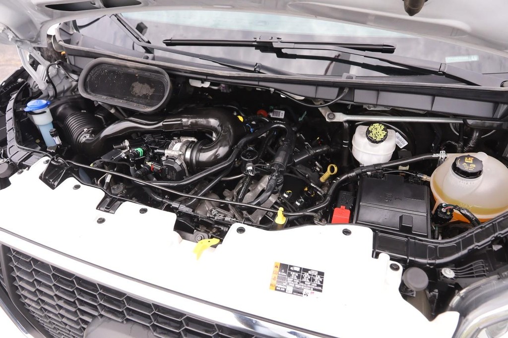 Ford Transit Passenger Wagon Vehicle Image 26