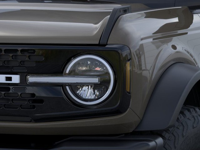 Ford Bronco Vehicle Full-screen Gallery Image 20