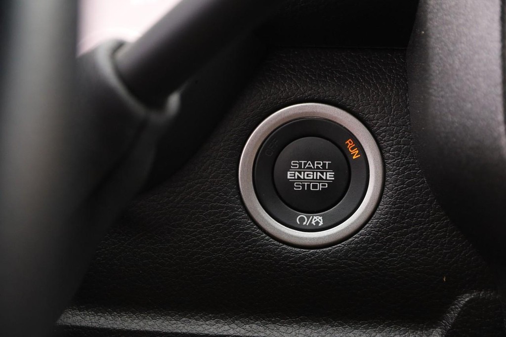 Ram 2500 Vehicle Image 14