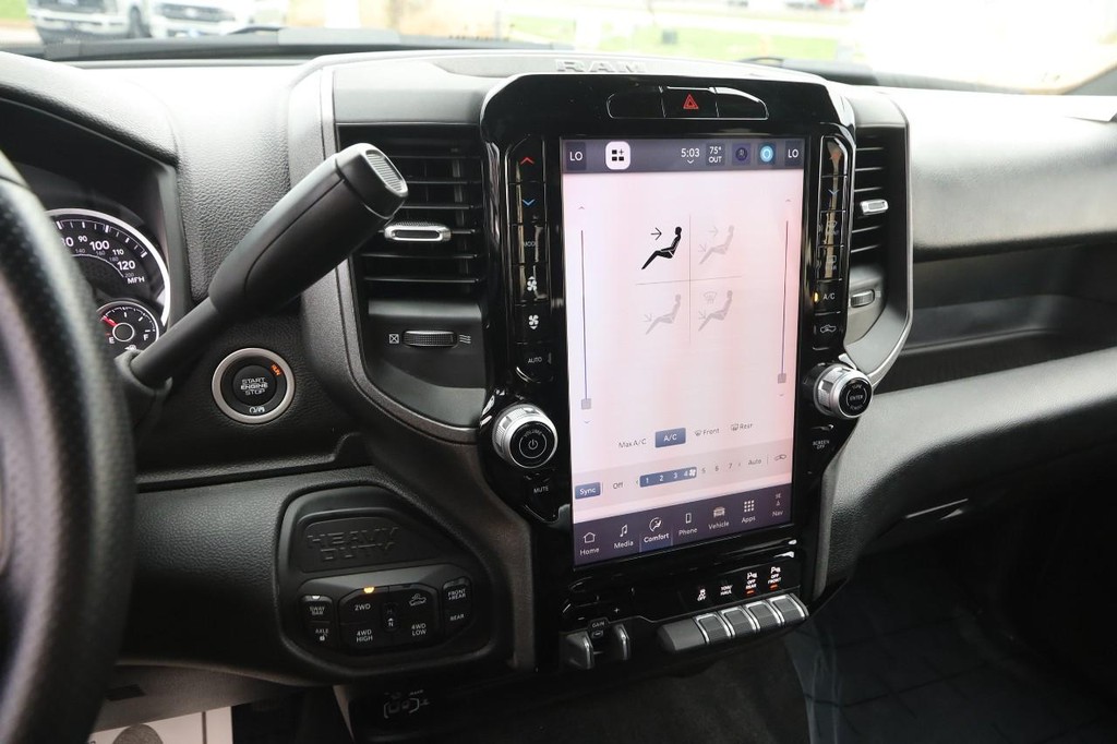 Ram 2500 Vehicle Image 16