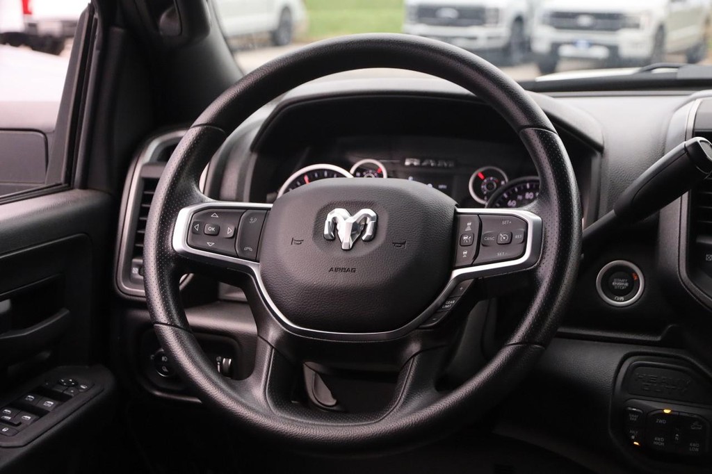 Ram 2500 Vehicle Image 22