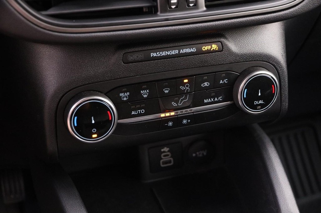 Ford Escape Vehicle Image 17