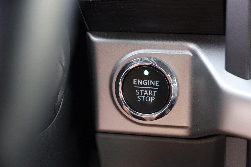 Ford F-150 Vehicle Image 14
