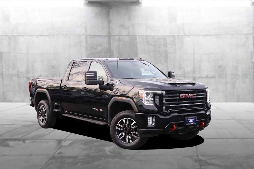 GMC Sierra 2500HD Vehicle Image 02