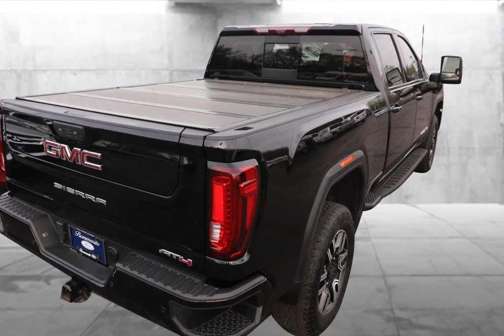 GMC Sierra 2500HD Vehicle Image 07