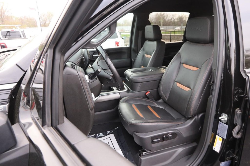 GMC Sierra 2500HD Vehicle Image 08