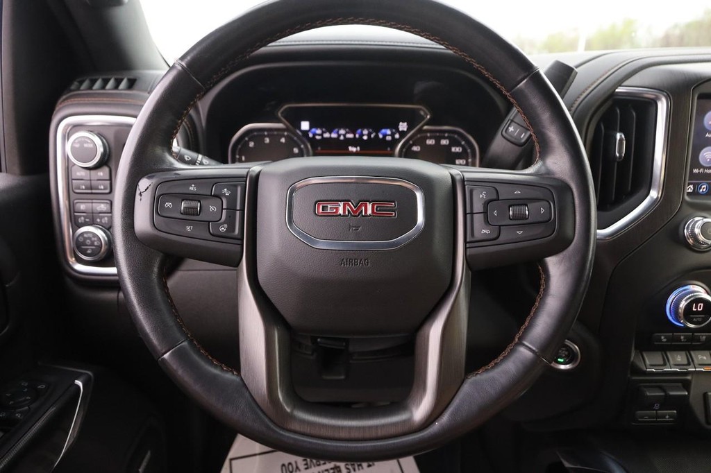 GMC Sierra 2500HD Vehicle Image 10