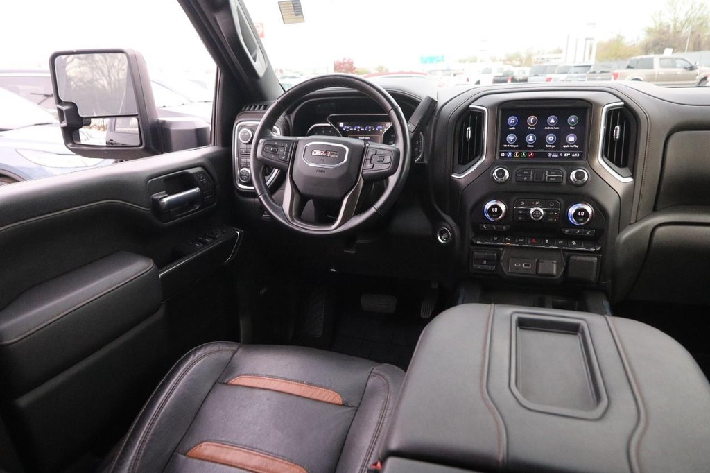 GMC Sierra 2500HD Vehicle Image 22