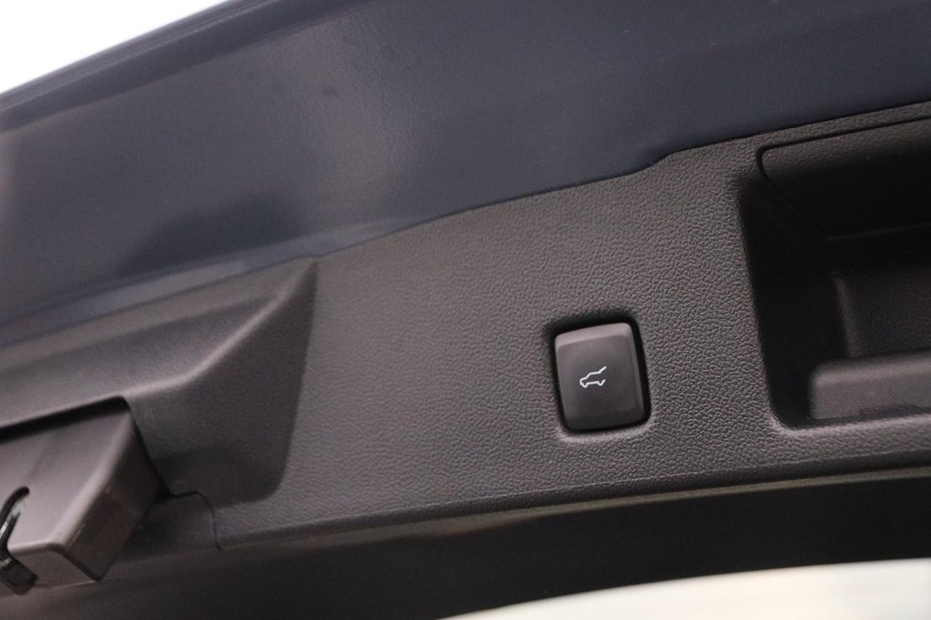 Ford Escape Vehicle Image 08