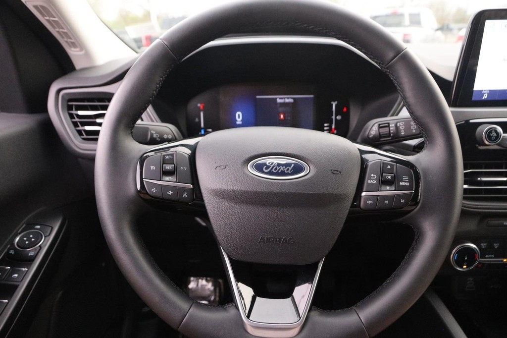 Ford Escape Vehicle Image 11