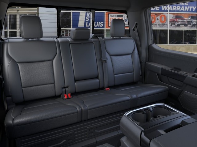 Ford F-150 Vehicle Full-screen Gallery Image 11