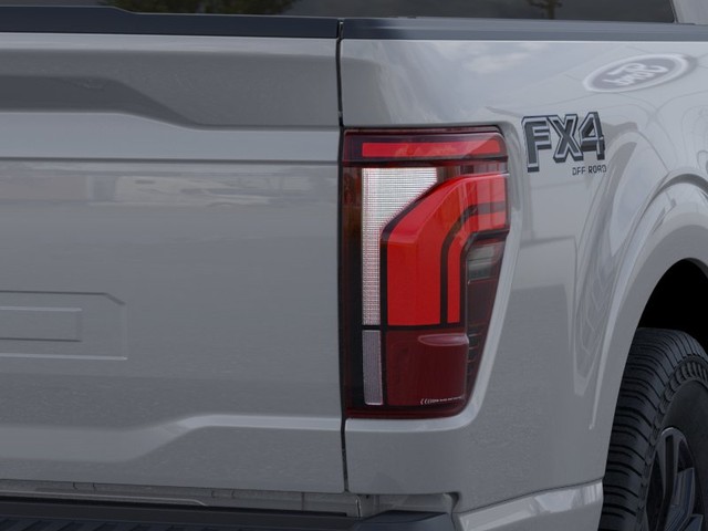 Ford F-150 Vehicle Full-screen Gallery Image 21