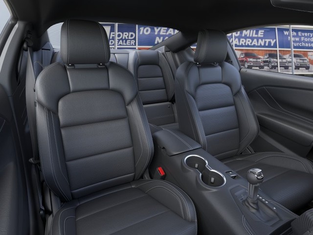 Ford Mustang Vehicle Full-screen Gallery Image 10
