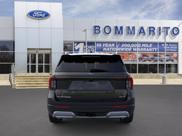 Ford Explorer Vehicle Full-screen Gallery Image 5