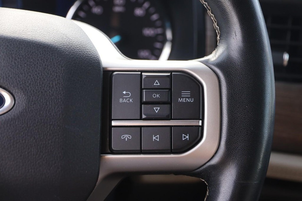 Ford Expedition Vehicle Image 15