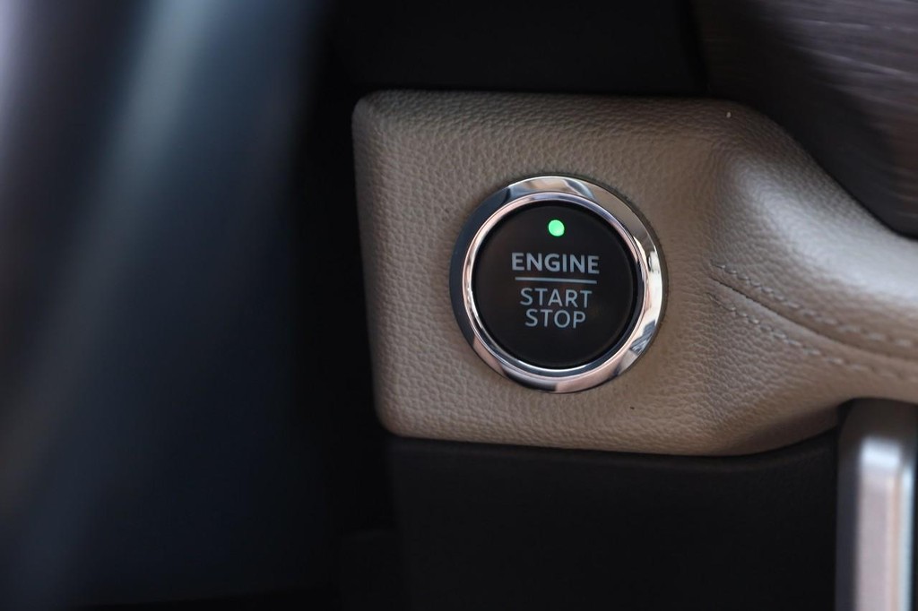 Ford Expedition Vehicle Image 17