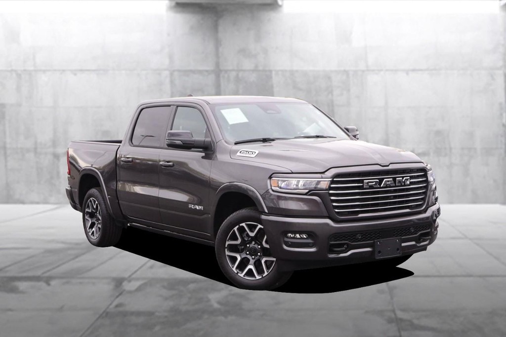 Ram 1500 Vehicle Image 02