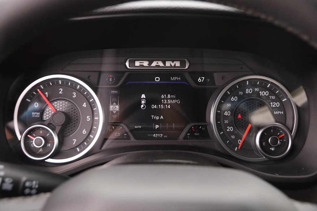 Ram 1500 Vehicle Image 14