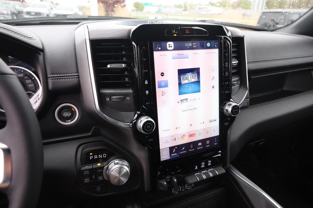 Ram 1500 Vehicle Image 16