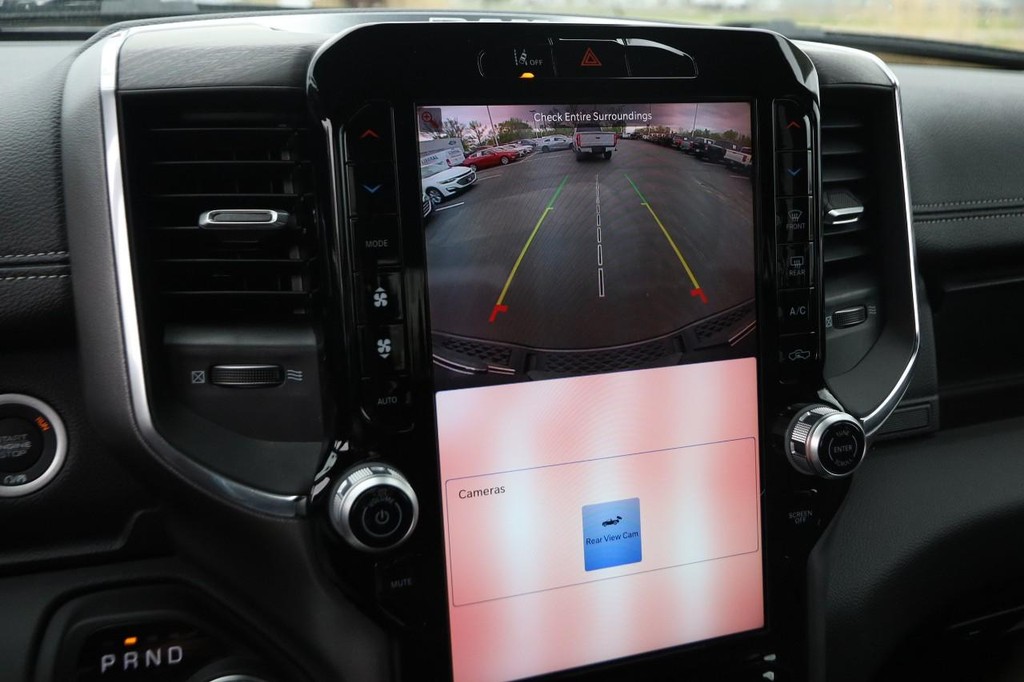 Ram 1500 Vehicle Image 18