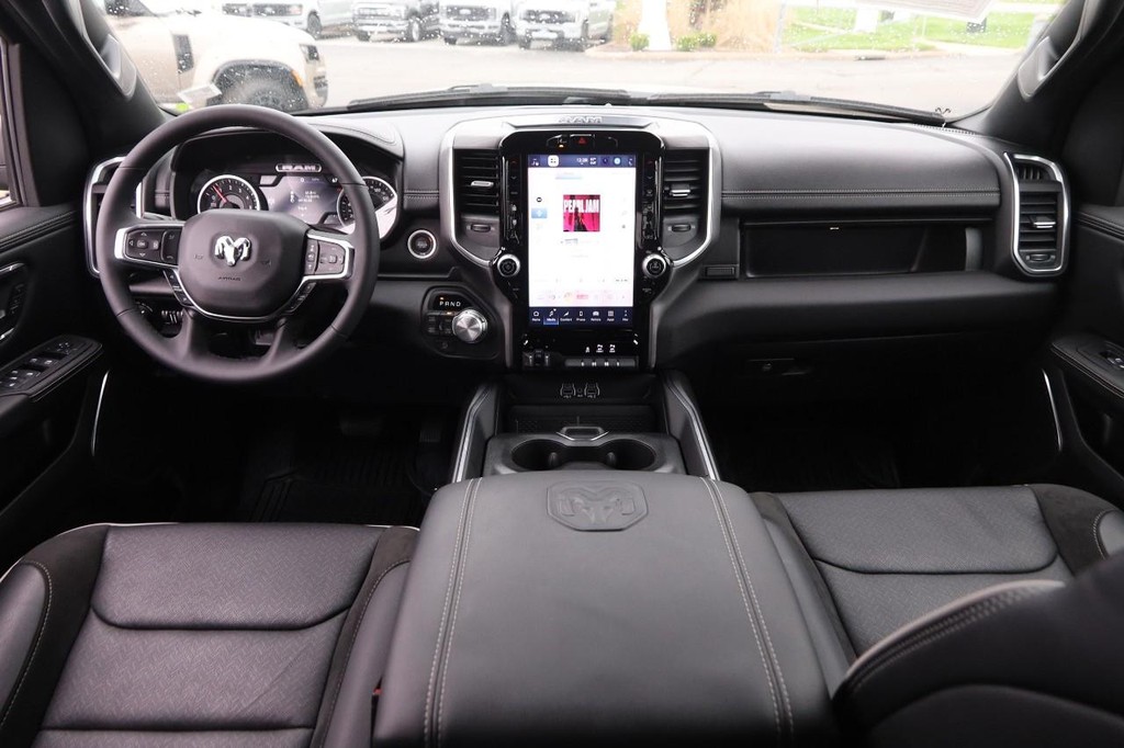 Ram 1500 Vehicle Image 23