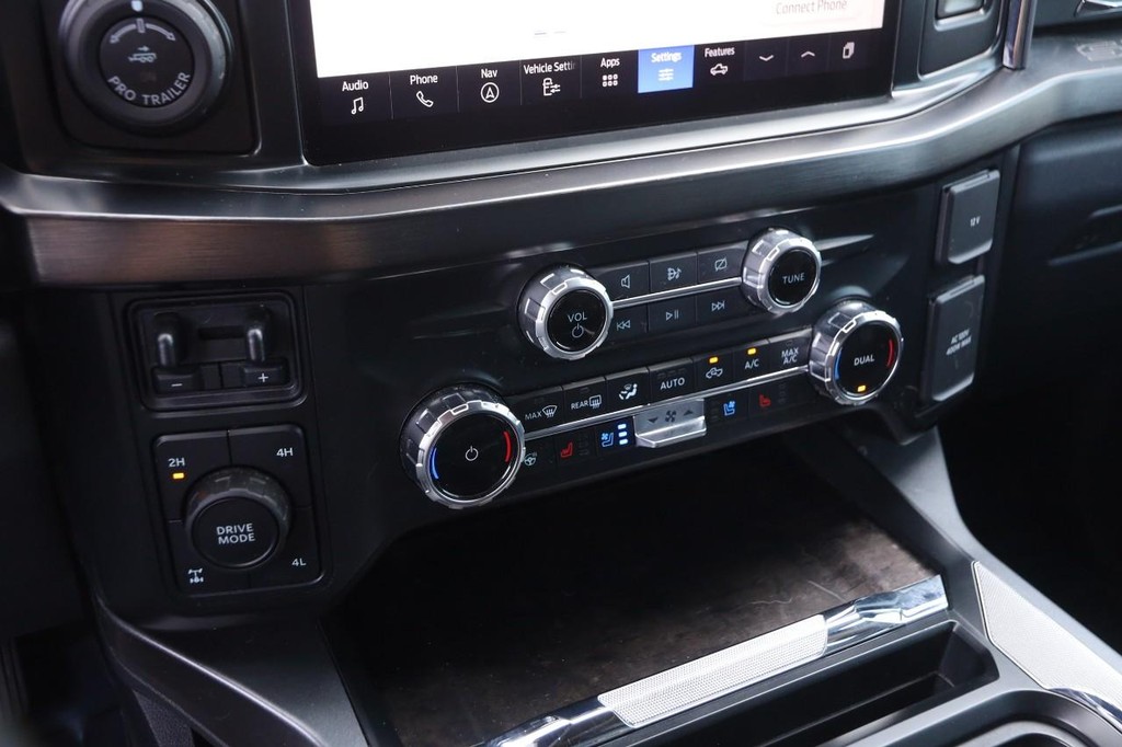 Ford Super Duty F-250 SRW Vehicle Image 18