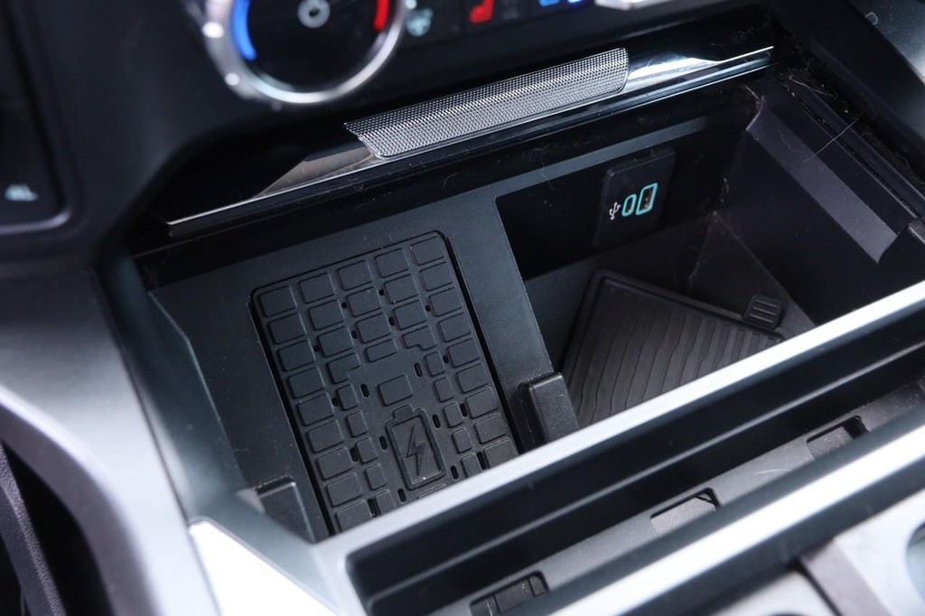 Ford Super Duty F-250 SRW Vehicle Image 19