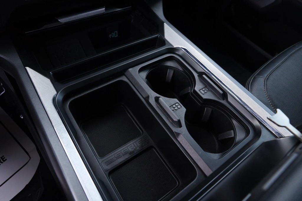 Ford Super Duty F-250 SRW Vehicle Image 21